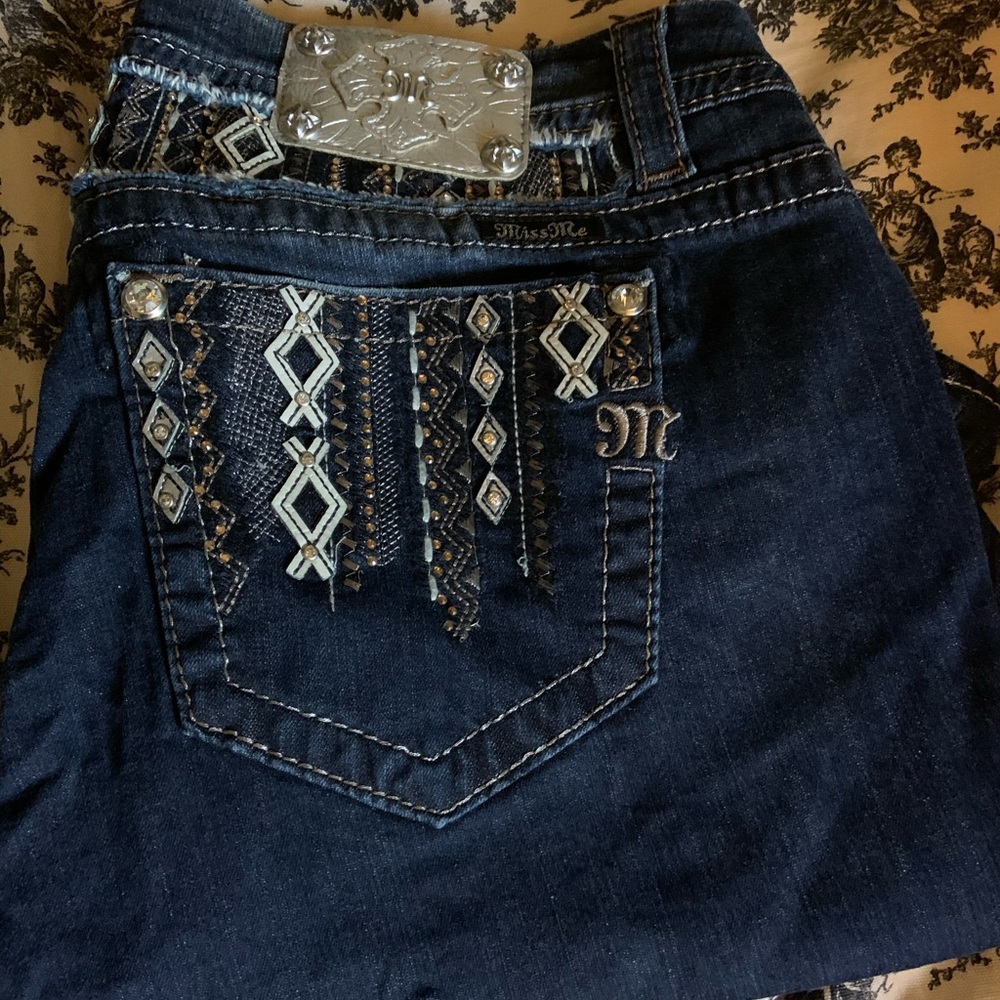 Miss Me Mid-Rise Easy Boot Jeans size 31
